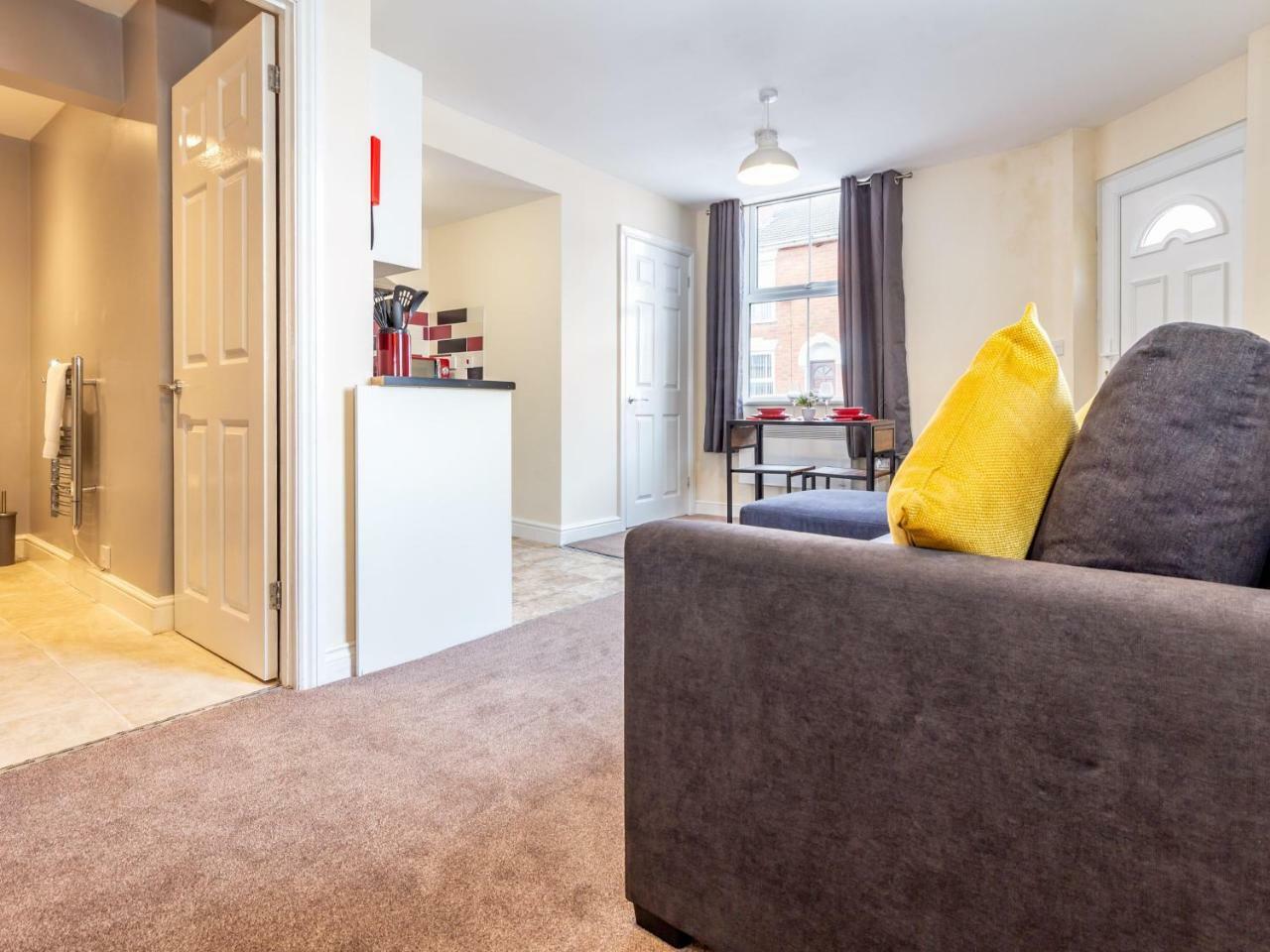 Northfield Street, Worcester City Centre - Guest Homes 外观 照片