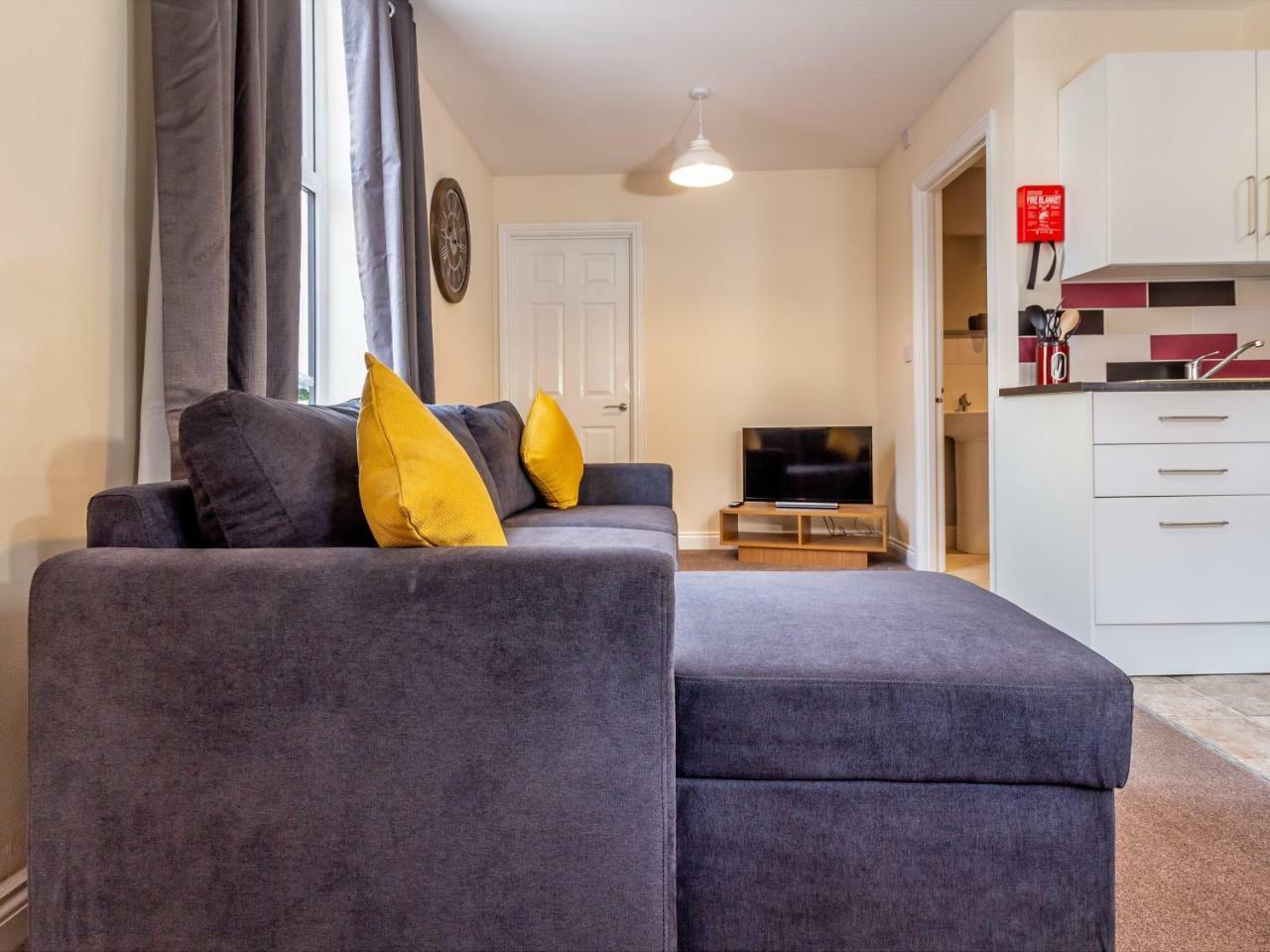 Northfield Street, Worcester City Centre - Guest Homes 外观 照片