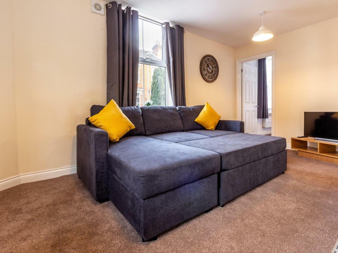 Northfield Street, Worcester City Centre - Guest Homes 外观 照片